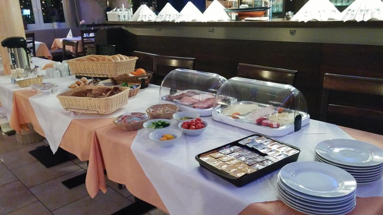 Hotel-Restaurant Zum Baeumle Süßen Eksteriør billede